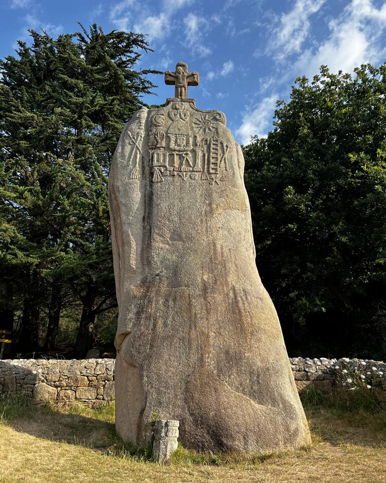 Menhir von Saint-Uzec - Bretagne